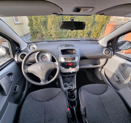 Peugeot 107 cena 13200 przebieg: 160000, rok produkcji 2011 z Tuchola małe 352